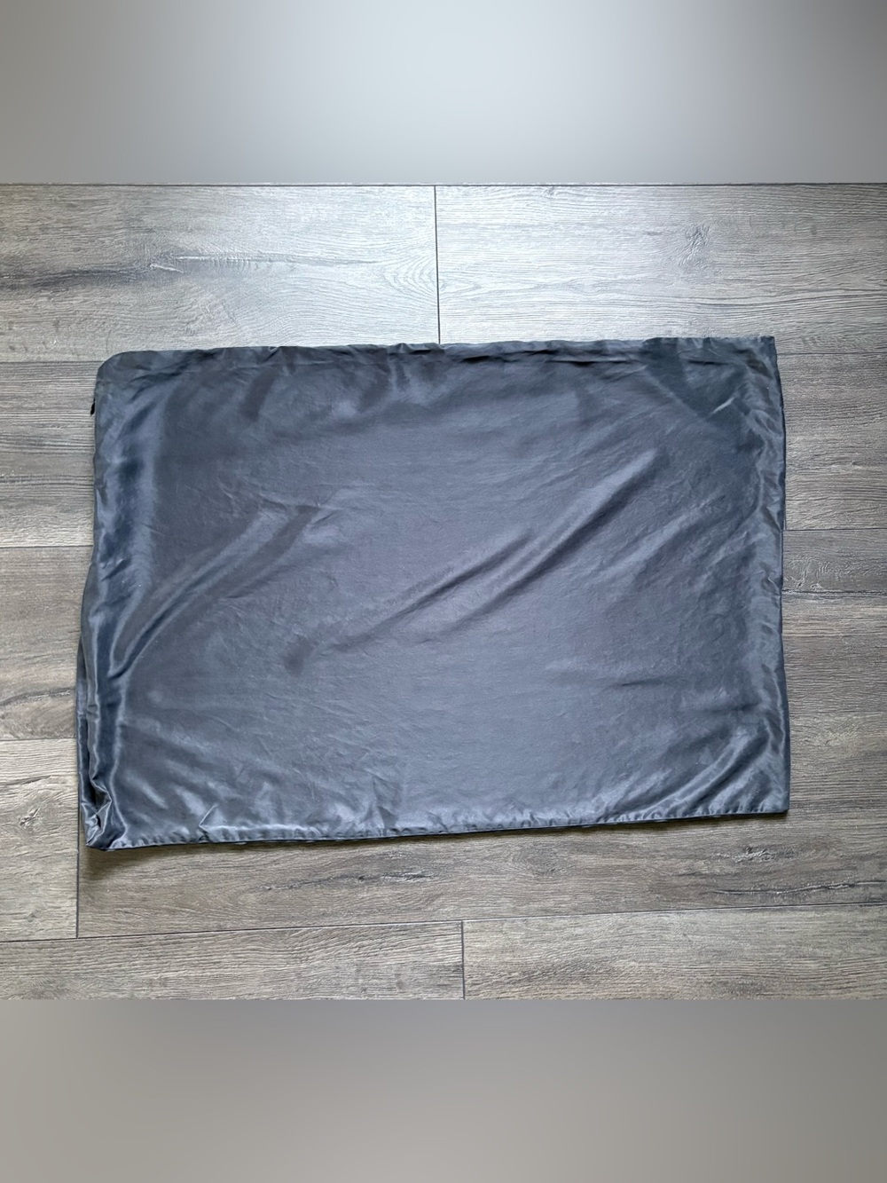 Blissy 22-Momme 100% Mulberry Silk Pillowcase Black Queen Size